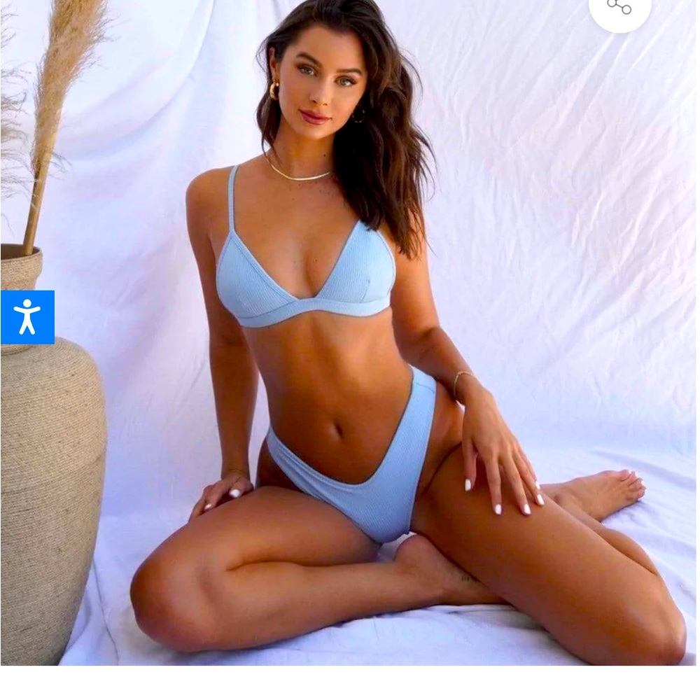 Montce swim peri rib hunter triangle top size small